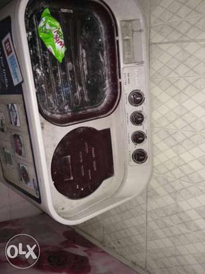 This washing machine is good condition only 1 year used