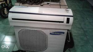 White Samsung Split-type Air Conditioner With Air Condenser