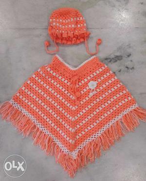 2-3 years old handmade woollen baby poncho with cap made of
