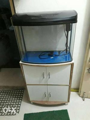 2feet imported aquarium with table and white sent