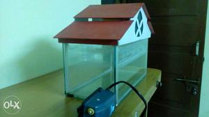 Fish tank for sale with motor,ly for 200 price
