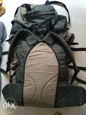 Tracking bag with multi pockets and full
