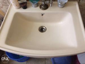 1 month old wash basin