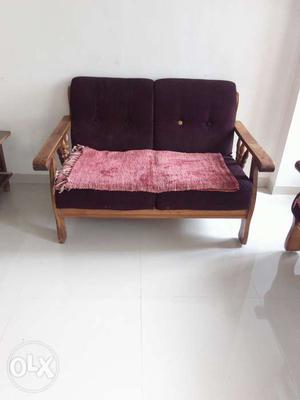 5 seater sofa for sale.Good Condition, cushioning