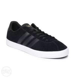 Adidas neo suede shoes used once size 9 box pack