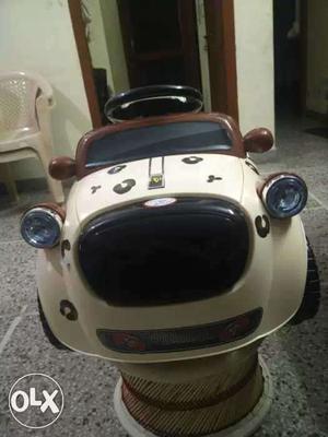 Brand New Electric Rideon Car for Kids(1-4)yrs