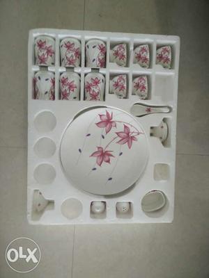 Ceramic 58 piece dinner set.l have only one time used.