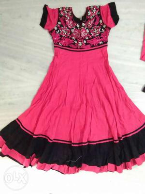Dress with very good quality and good condition