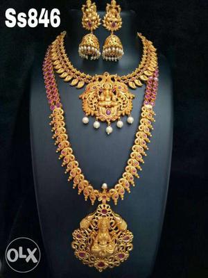 Gold-colored Ganesha Pendant Necklace And Earrings Set