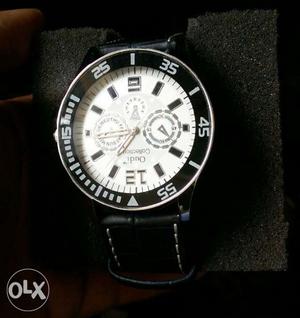 New (unused) men black watch.