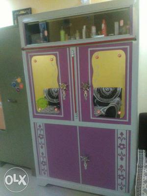Steel cupboard in great condition. 1 yr old.