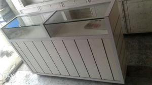 Very good condition and good looking furniture.