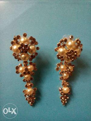 White Pearl-and-gold New design Drop Earrings
