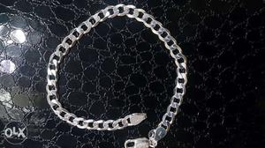 Brand new bracelete in pure silver.fix price