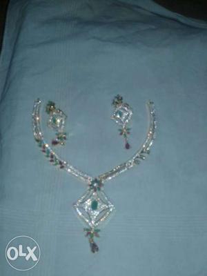 Embellished Diamond Silver Necklace With Pair Of Drop
