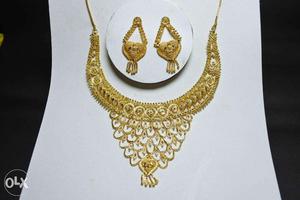 Gold plated imitation neklace set
