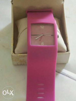 New trending watch pink in colour working