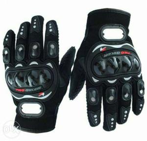 Pair Of Black-and-gray Motorcycle Gloves