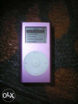 Apple iPod 4GB for sale working as shown in pic