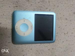 Apple ipod 8gb nano (without head phone & charger)