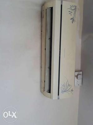 Beige Split-type Air Conditioner