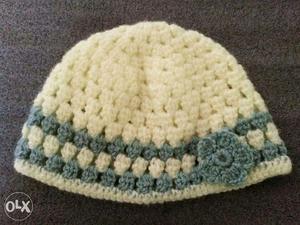 Crochet handmade baby beanie 3-6 months