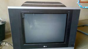 Good LG tv for sale with woofer