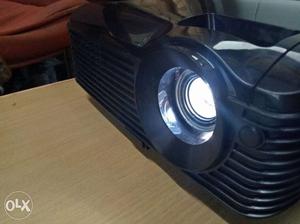 Infocus In102 DLP projector hardly used