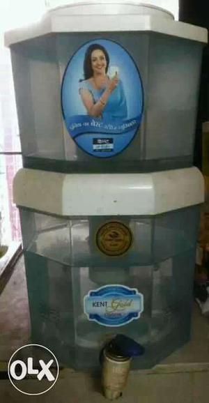 Kent 15 liters water purifier. 1 year old