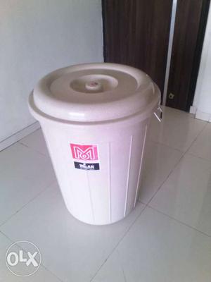 Milan  Litres Tub With Lid (almost New