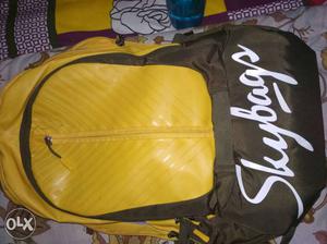 New skybag backpack... With rain cover. Only 1 month