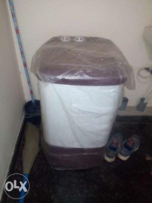 Onida washing machine 6.5 KGS only washer