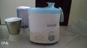 Philips White And blue mixer juicer