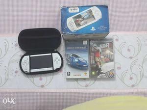 Psp with 2 cd with box bill and case and memory