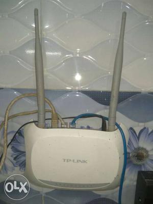 Wifi router best condition contact o