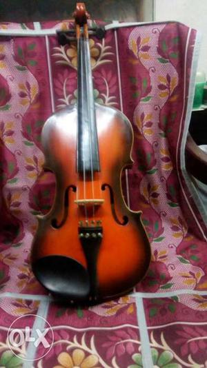 4/4 Violin 5years old as is where