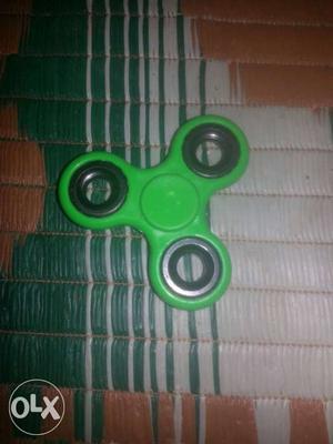 Black And Green 3-wing Hand Spinner