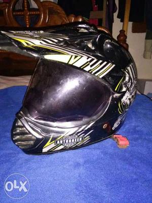 Black, White And Yellow Motor Cycles Full Face Helmet