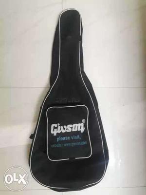 Black givson guitar special edition