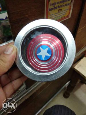 Captain America spinner brand new and super