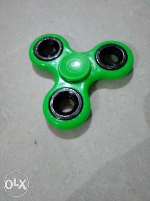 Green And Black 3-blade Fidget Spinner