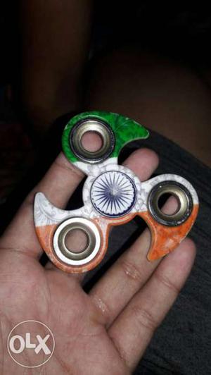 Green, White, And Brown 3-axis Hand Spinner