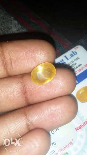 Natural yellow sapphire 5.07 ct