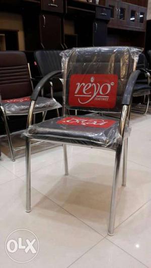New stylish visitor chair