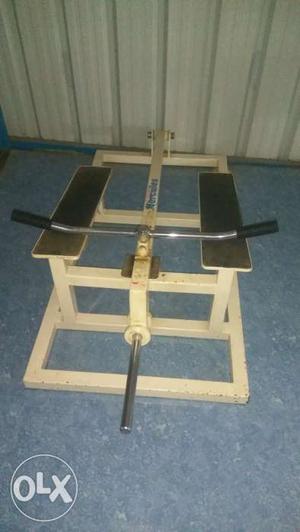 Selling complete gym equipment