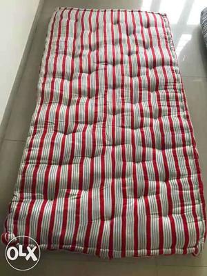 Single bed mattress, 4 inch, 6 months old, nit