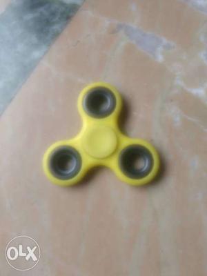 Yellow And Black Tri-fidget Hand Spinner