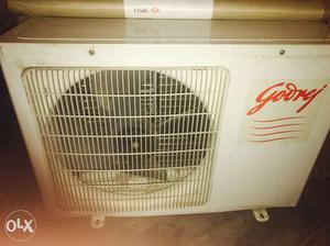 Godrej 1.5 ton split air condition with stand