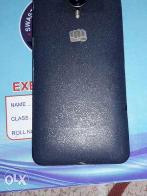 Micromax Canvas Xpress 2 with charger good
