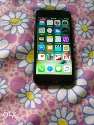 Only 15 days old iPhone 7 mate black 32 GB.